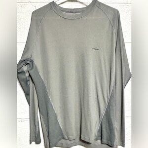 PATIGONIA men’s gray long-sleeve, lightweight, activewear, perfect for layering
